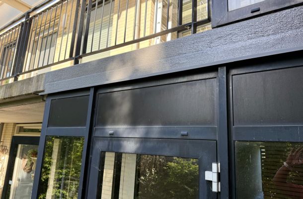 Afdichtingswerkzaamheden bij appartementencomplex Bennebroek