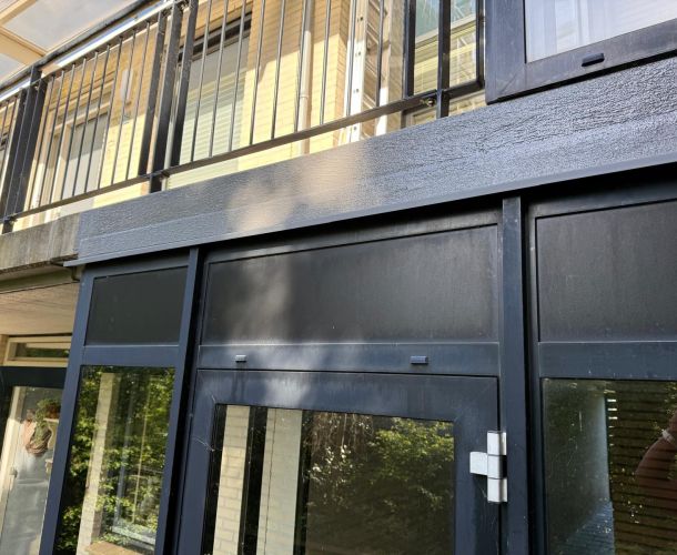 Afdichtingswerkzaamheden bij appartementencomplex Bennebroek