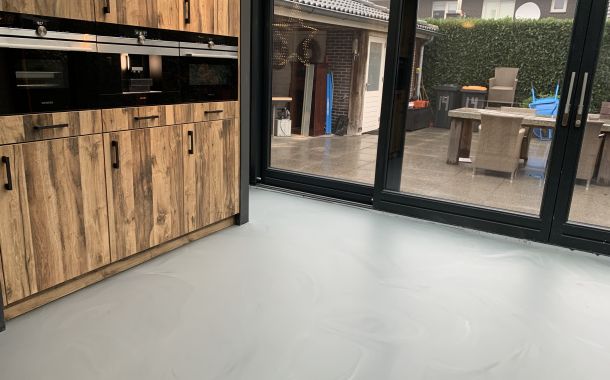 Moderne gietvloer keuken