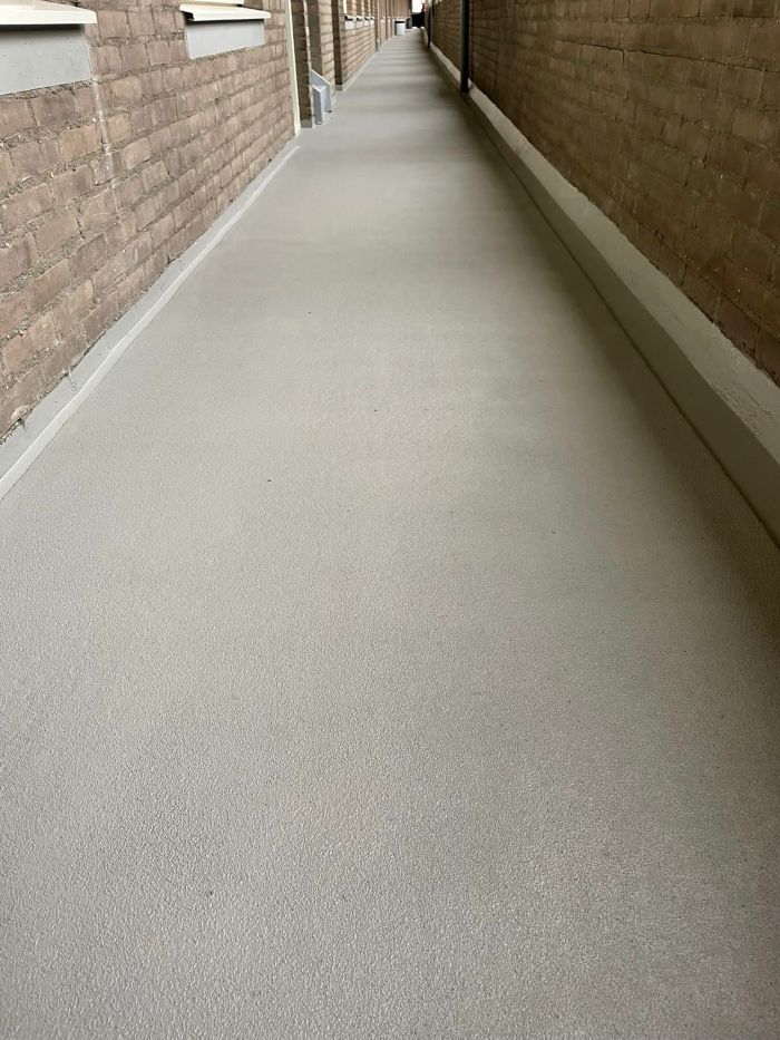 Veilige galerijvloeren met antislipcoating